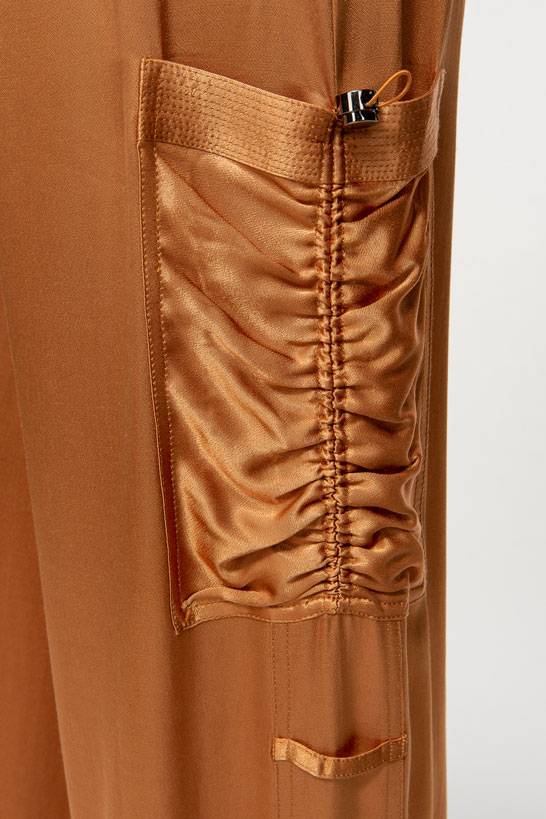 IVI GmbH SATEEN Hose mit Cargo Details terra Auslauf
