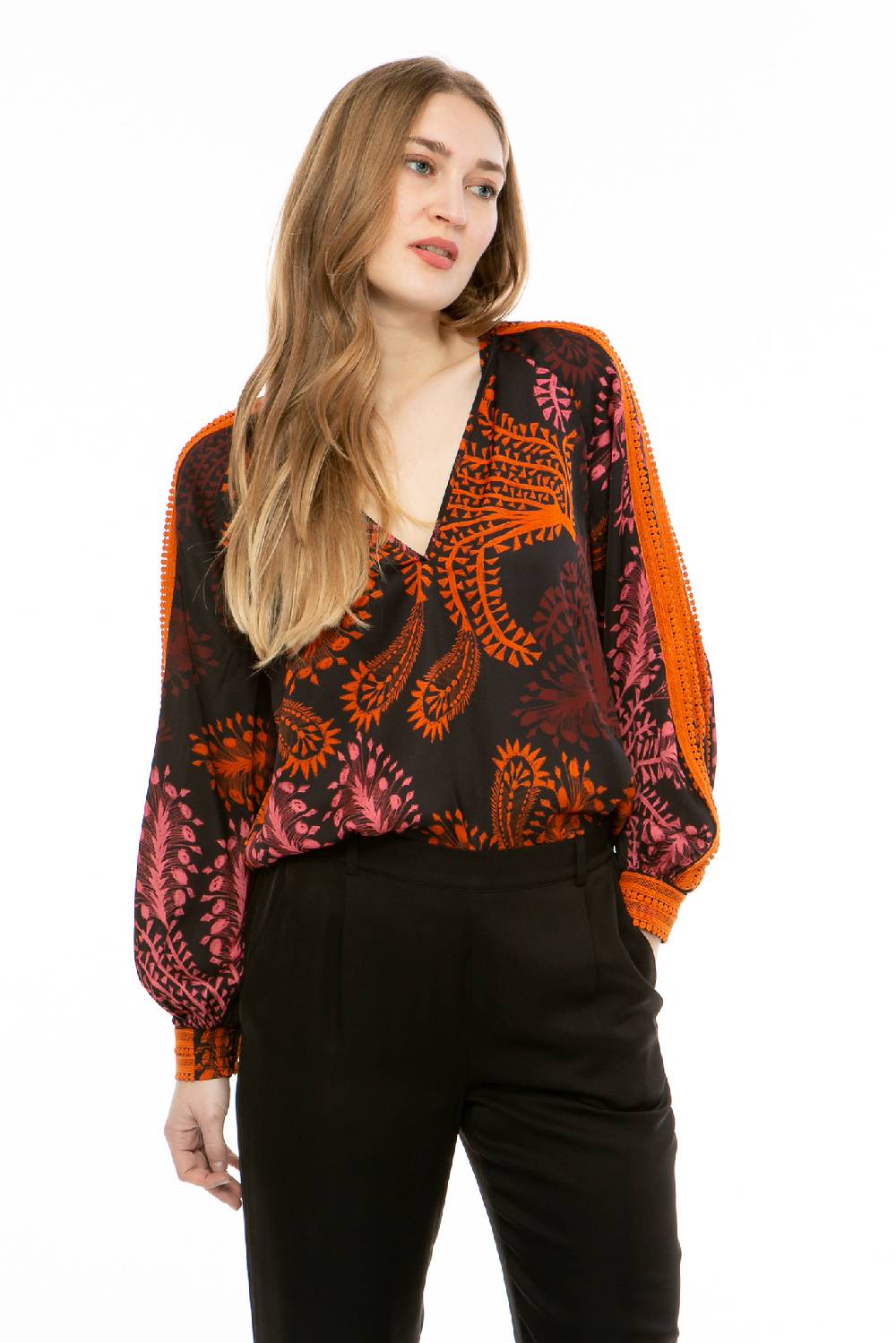 IVI GmbH WILD HERBS Bluse mit Stickdetails schwarz Hotsell