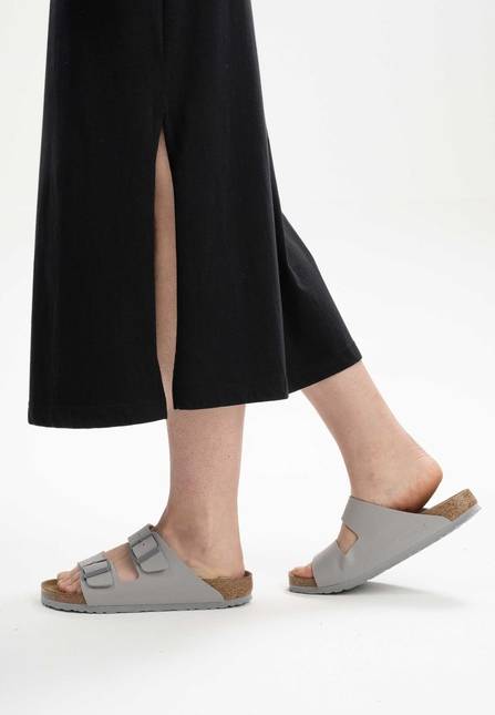 Melawear V-Neck Kleid lang SHREOSHI Meist gekauft