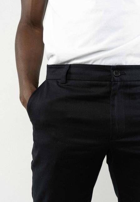 Melawear Chinohose mit normaler Passform POOJA im Angebot