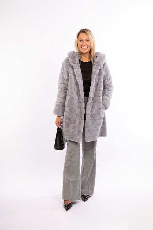 Petite M. Kunstfell WendeJacke in Platinum Grau Online