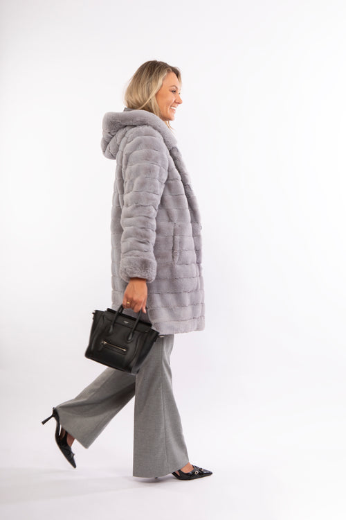 Petite M. Kunstfell WendeJacke in Platinum Grau Online