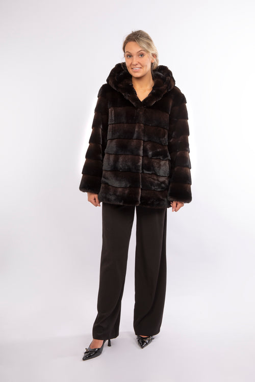 Petite M. Kunstpelz Jacke mit Kapuze in der Farbe braun-schwarz Online