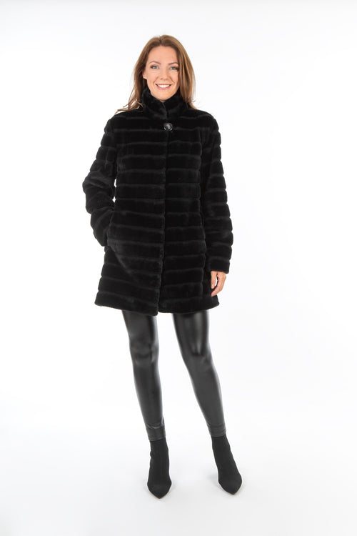 Petite M. Leichte Kunstfell Jacke Schwarz