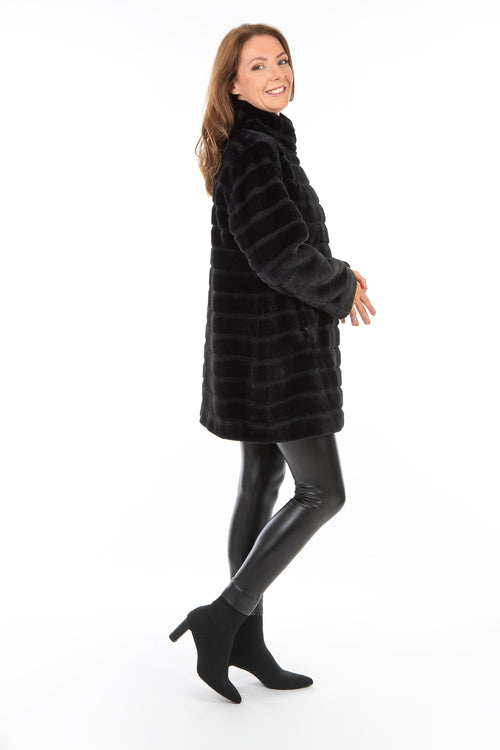 Petite M. Leichte Kunstfell Jacke Schwarz Fabrikverkauf