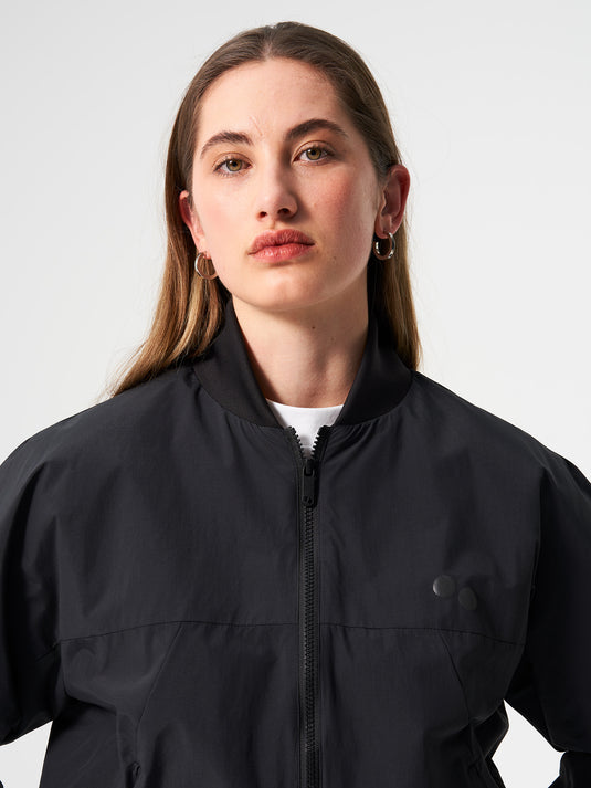 Pinqponq Light Bomber Jacket - Peat Black (Unisex) Günstiger Verkauf