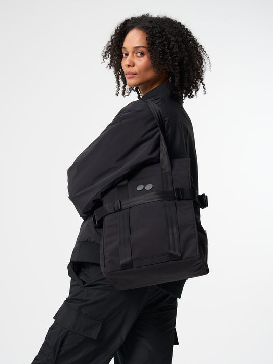 Pinqponq Pendik TB - Solid Black Meist gekauft