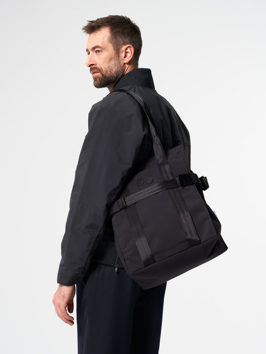 Pinqponq Pendik TB - Solid Black Meist gekauft