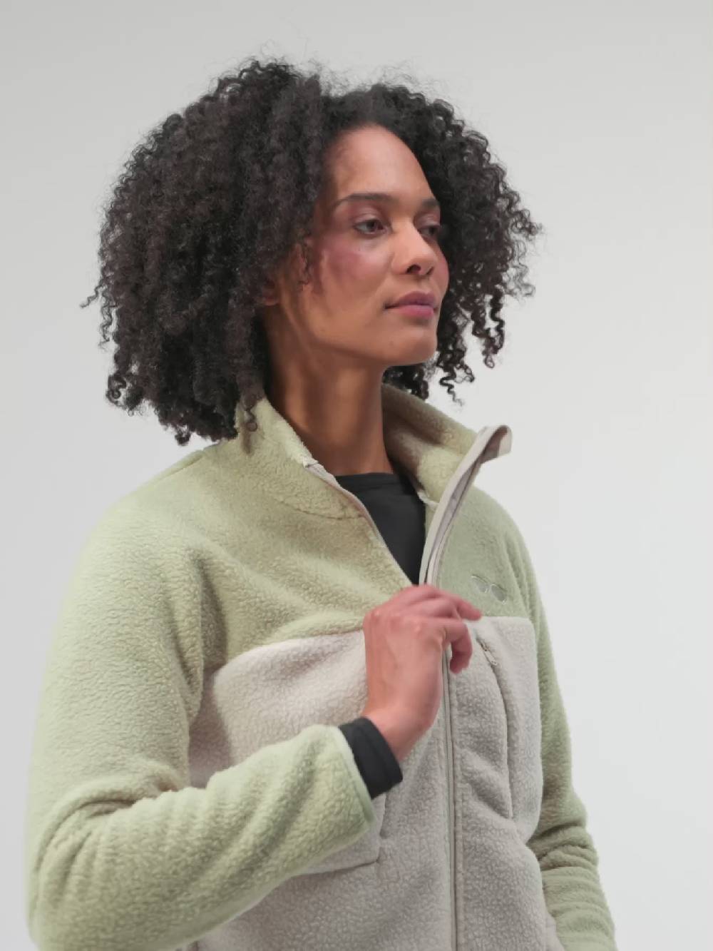 Pinqponq Fleece Jacket - Tune Olive (Female) Auslauf