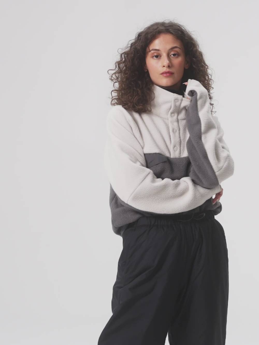 Pinqponq Fleece Pullover - Tune Beige (Unisex) Angebote
