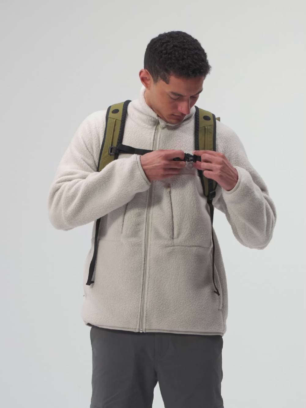 Pinqponq Kross - Solid Olive Nur für heute