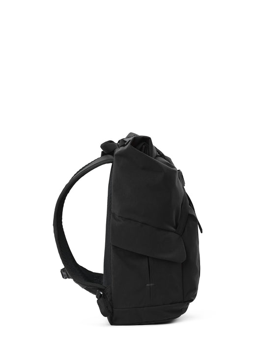 Pinqponq Kross - Solid Black Nur noch ein Tag übrig