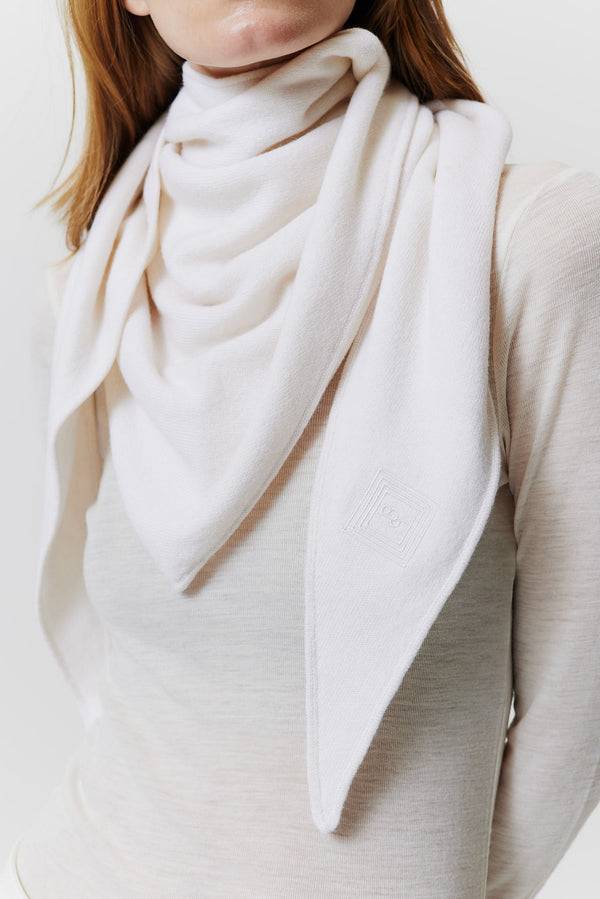 Prinz Berlin Kaschmir Triangle Fine Knit Off-White Fabrikverkauf