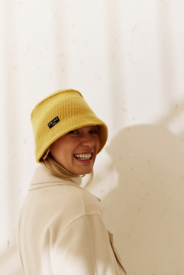 Prinz Berlin Kaschmir Bucket Hat Hand Crochet Gelb Auslauf