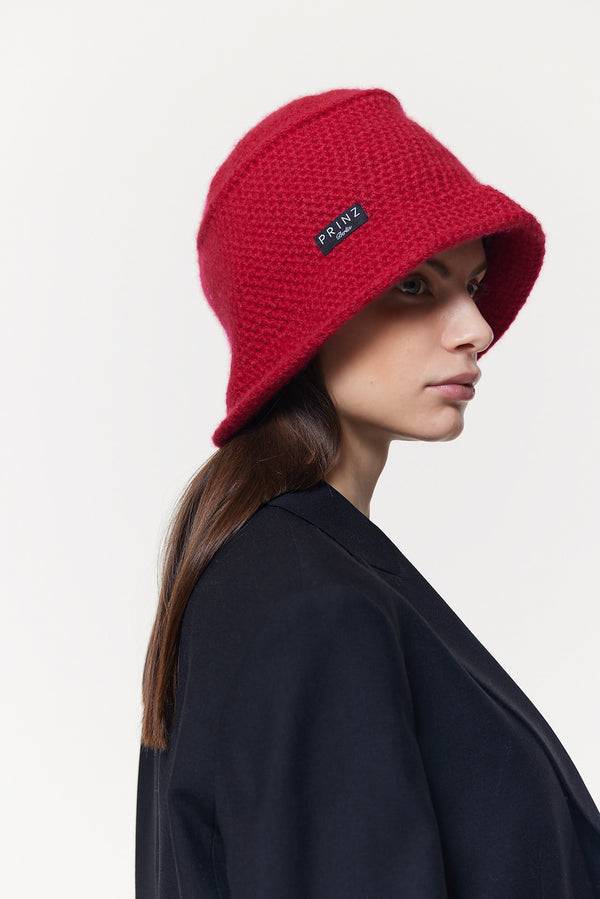 Prinz Berlin Kaschmir Bucket Hat Hand Crochet Rot im Angebot