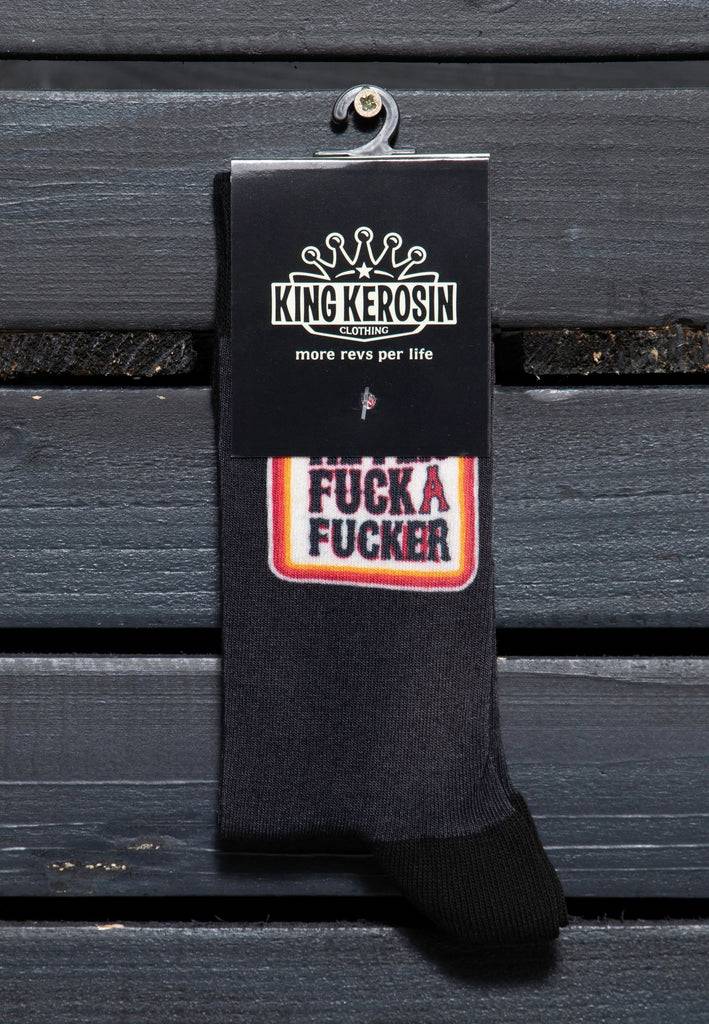 Queen Kerosin Socken «Never Fuck a Fucker» Online
