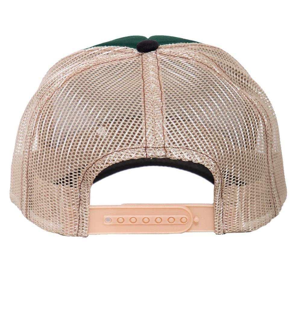 Queen Kerosin Trucker Cap mit Mesheinsatz und Print «True Roots» im Angebot