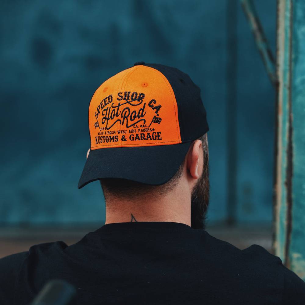 Queen Kerosin Baseball Cap mit Print auf der Schirmunterseite «Hot Rod» Meist gekauft