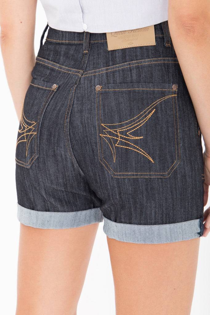 Queen Kerosin High Waist Jeans Shorts mit seitlichem Reißverschluss Schlussverkauf