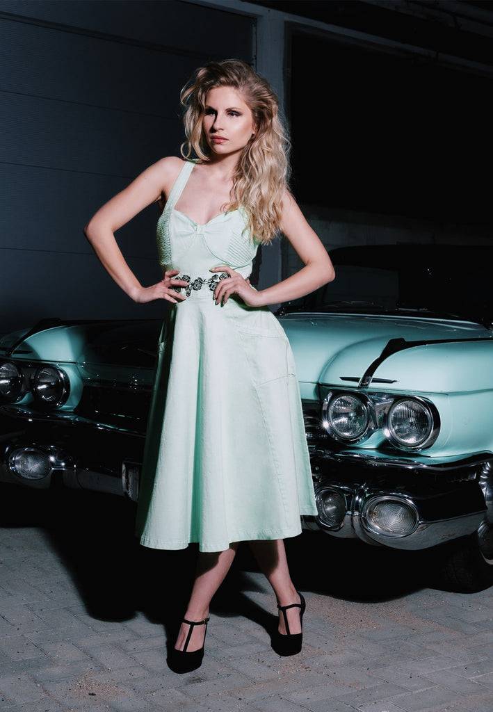 Queen Kerosin Vintage Swing-Kleid mit floraler Stickerei Heißer Verkauf