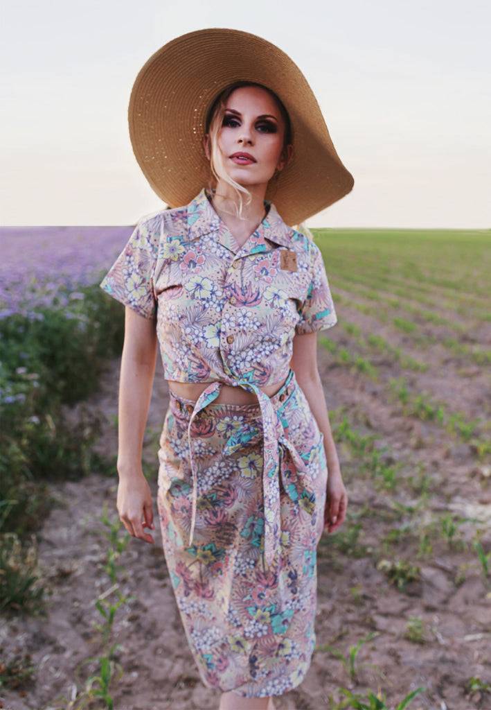 Queen Kerosin Bleistiftrock mit hawaiianischem All-Over-Muster und Wickeloptik Online Outlet