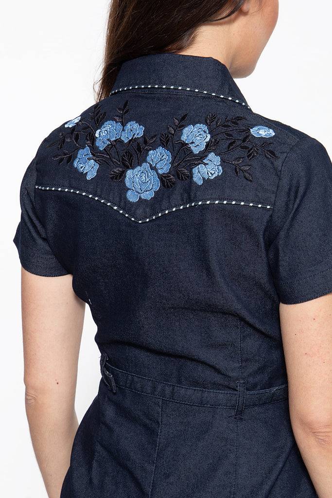Queen Kerosin Jeanskleid im Westernchic Kauf eins, bekomm eins gratis