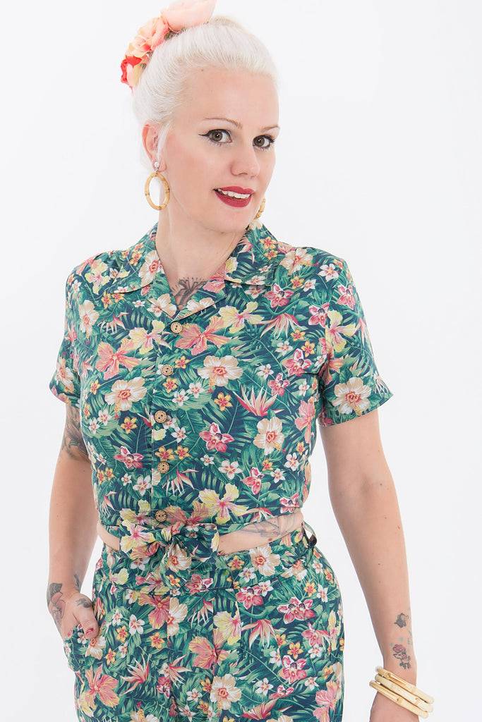 Queen Kerosin Bluse mit tropischem Muster Sonderangebote