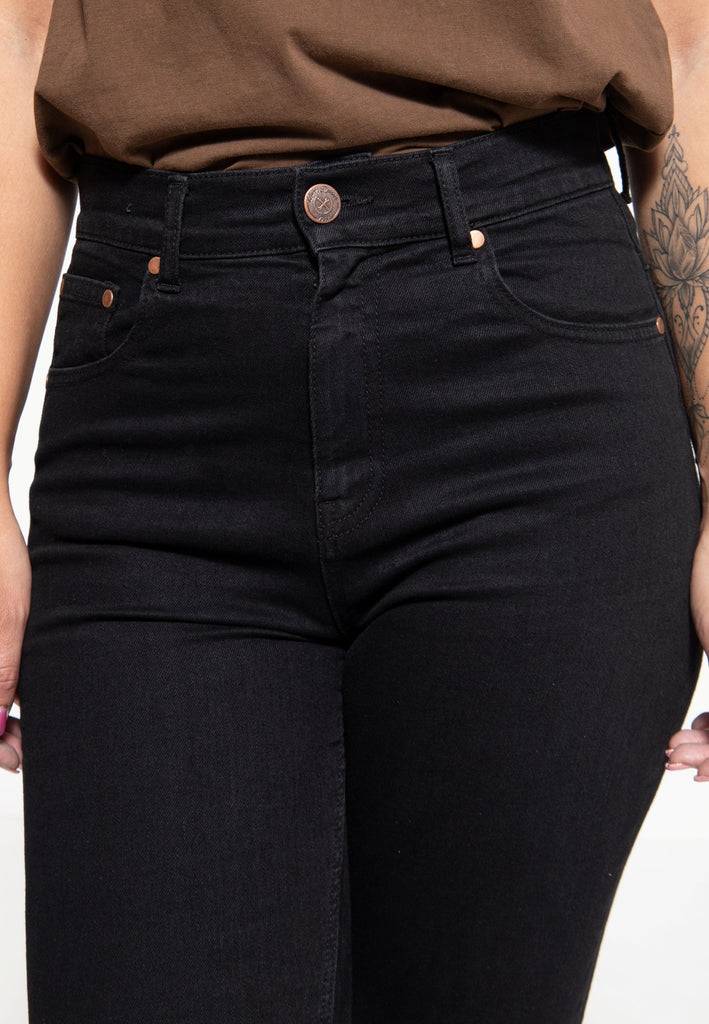 Queen Kerosin High Waist Slim Fit Jeans «Betty» Angebote