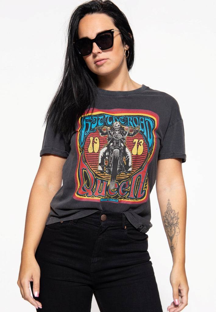 Queen Kerosin Acid Wash T-Shirt «Hit the Road Queen» Kostenloser Versand