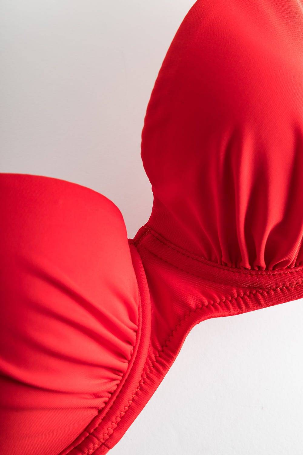 Rösch Bikini-Oberteil in Rot einfarbig Spacer-Cup Günstiger Verkauf