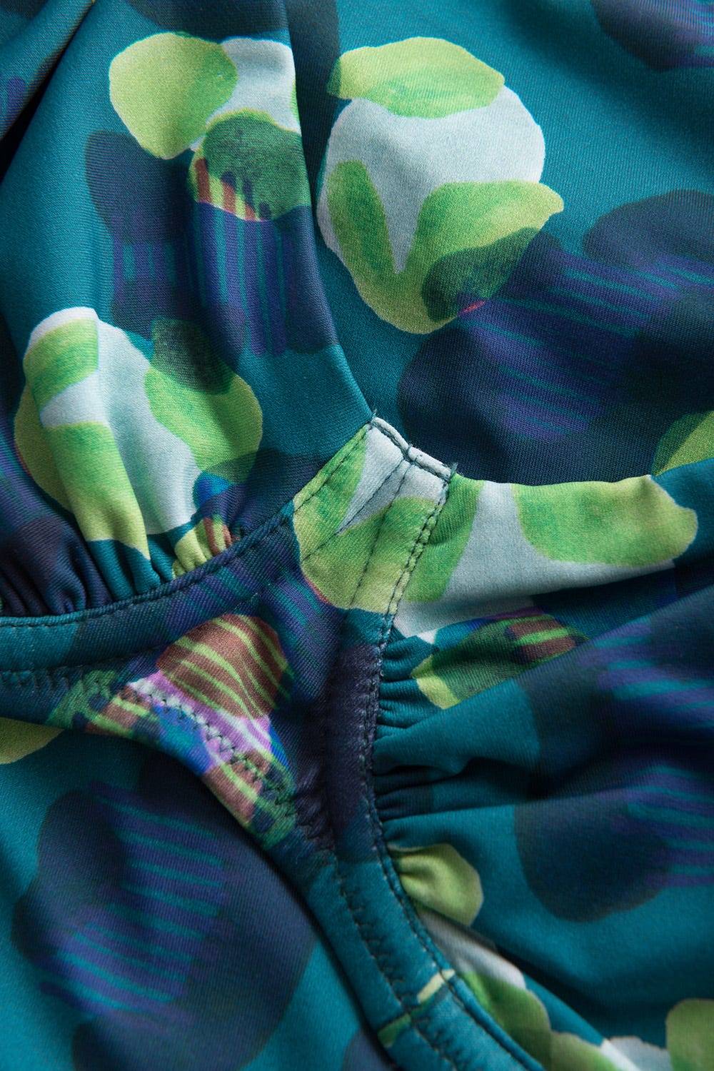 Rösch Bikini-Top mit Raffungen im grünen Leo-Design recyceltes Polyamid/Elasthan Angebote