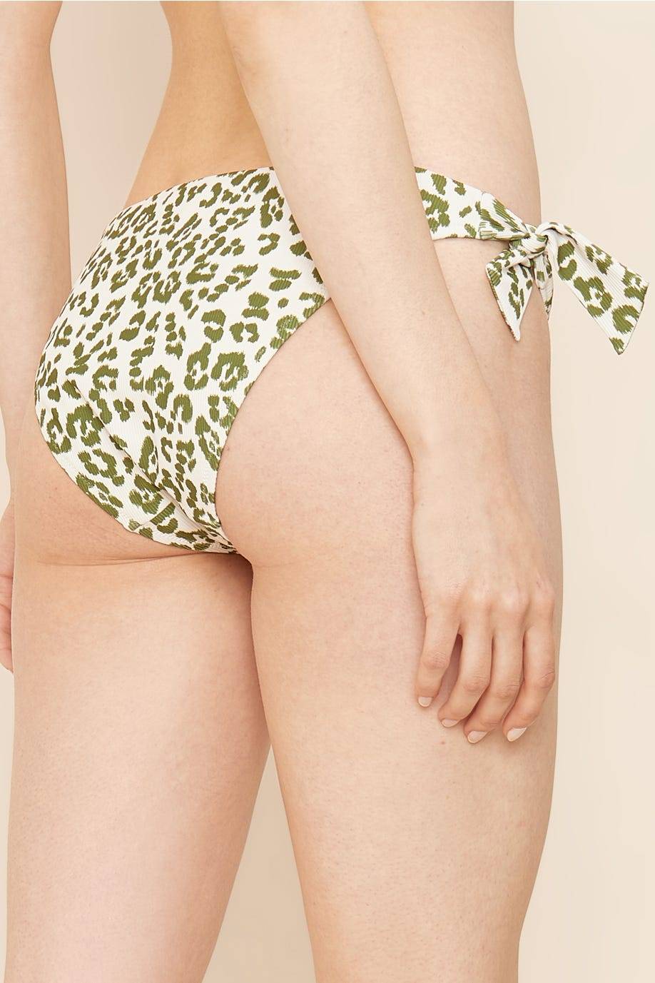 Rösch Bikini Hose im Leo-Druck Grün-Weiß Rippstruktur Animalprint Mix und Match Lycra Auslauf