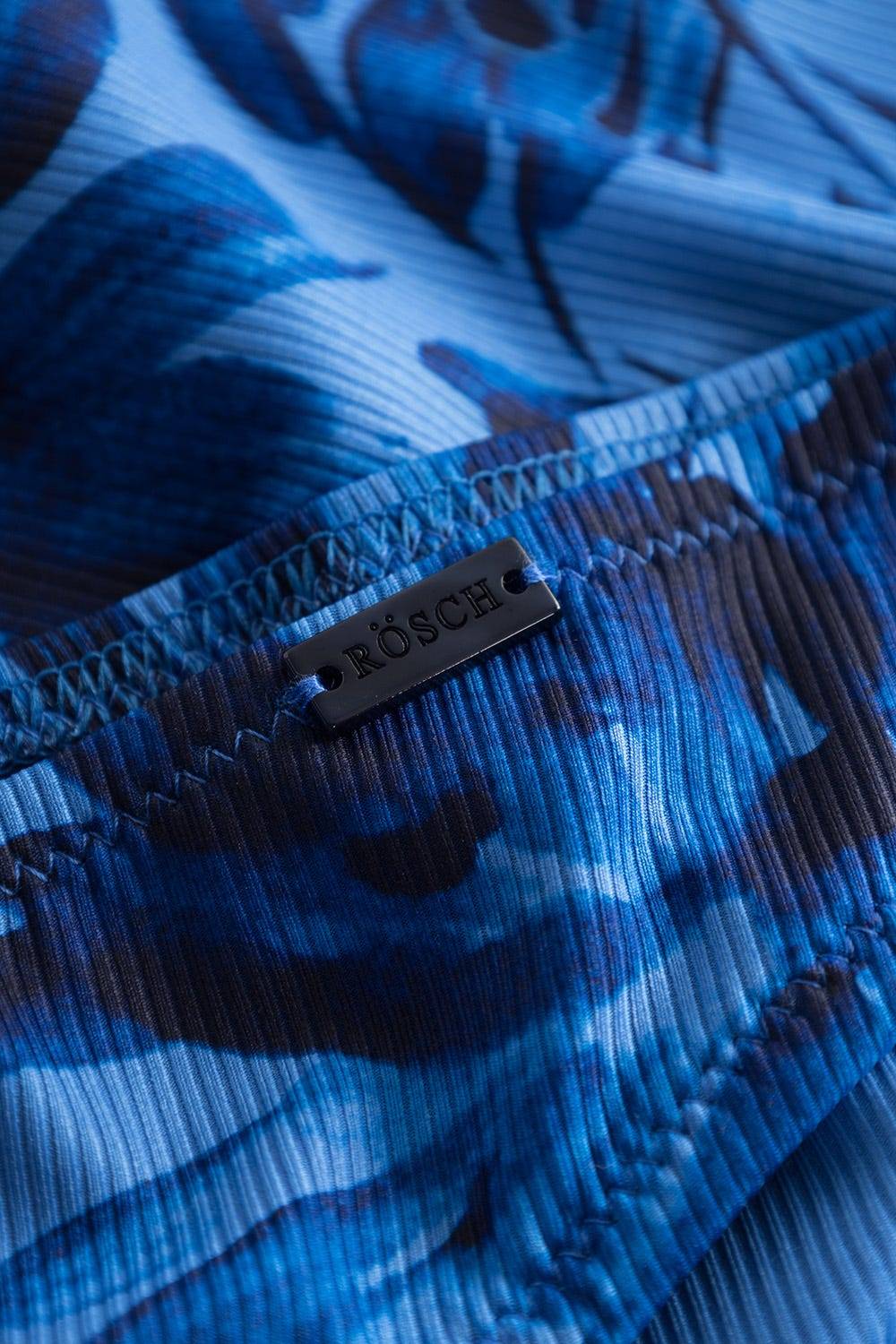 Rösch Klassische Bikini Hose im blauen Blüten-Druck Ripp recyceltes Polyester/Elasthan Outlet