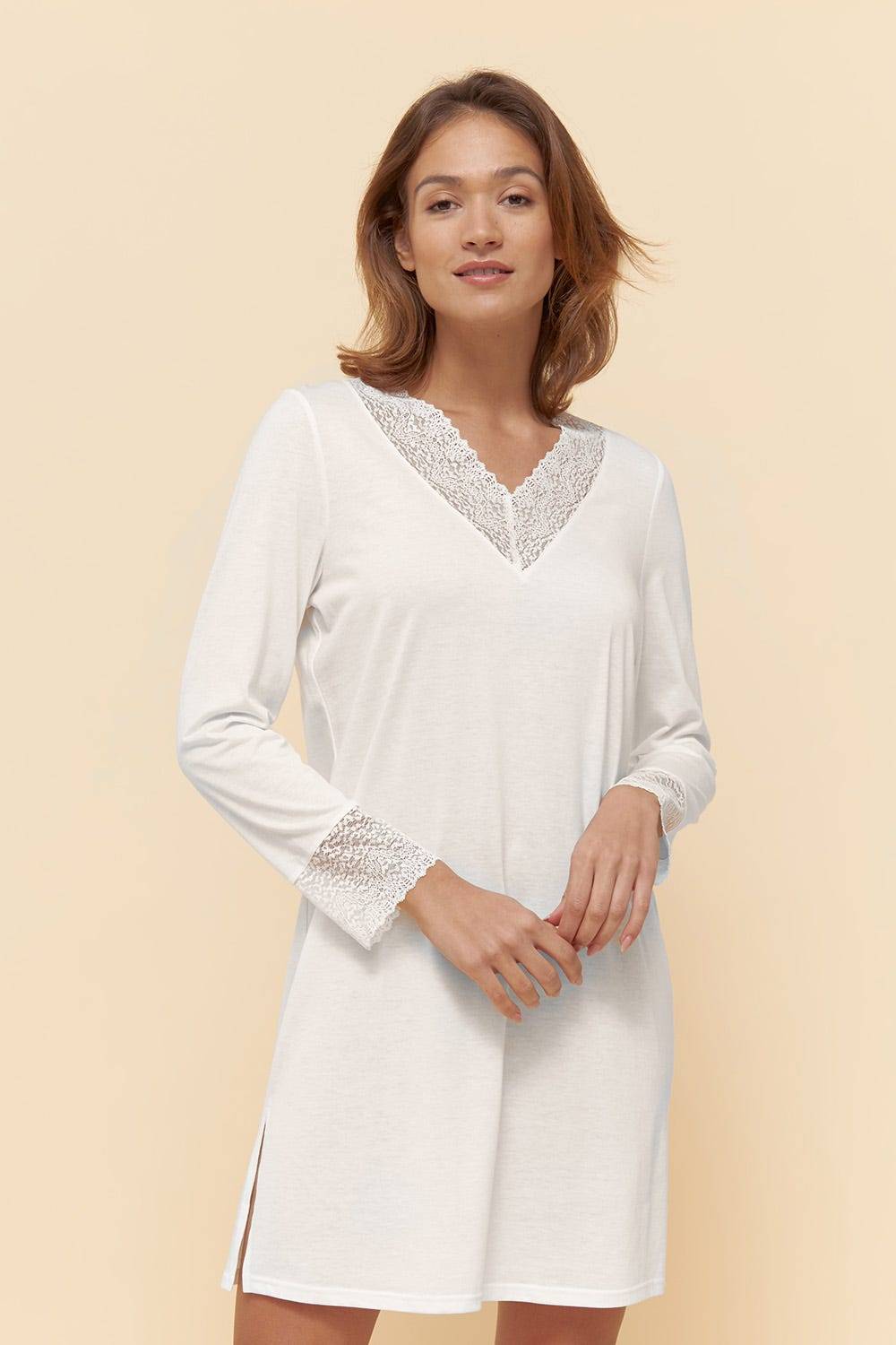 Rösch Nachthemd mit eleganten Spitzen-Details einfarbig romantisch verspielt Baumwolle/Modal im Angebot