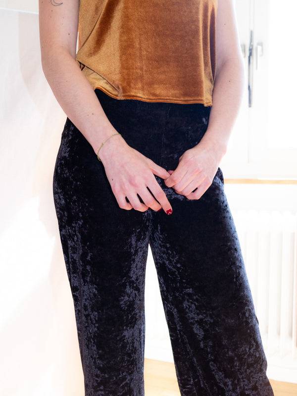 Simone Wild Velvet Top Blitzverkäufe