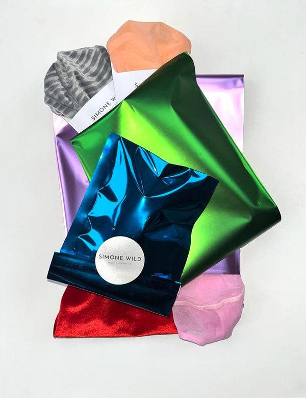 Simone Wild Surprising Gift Bags Socks Online