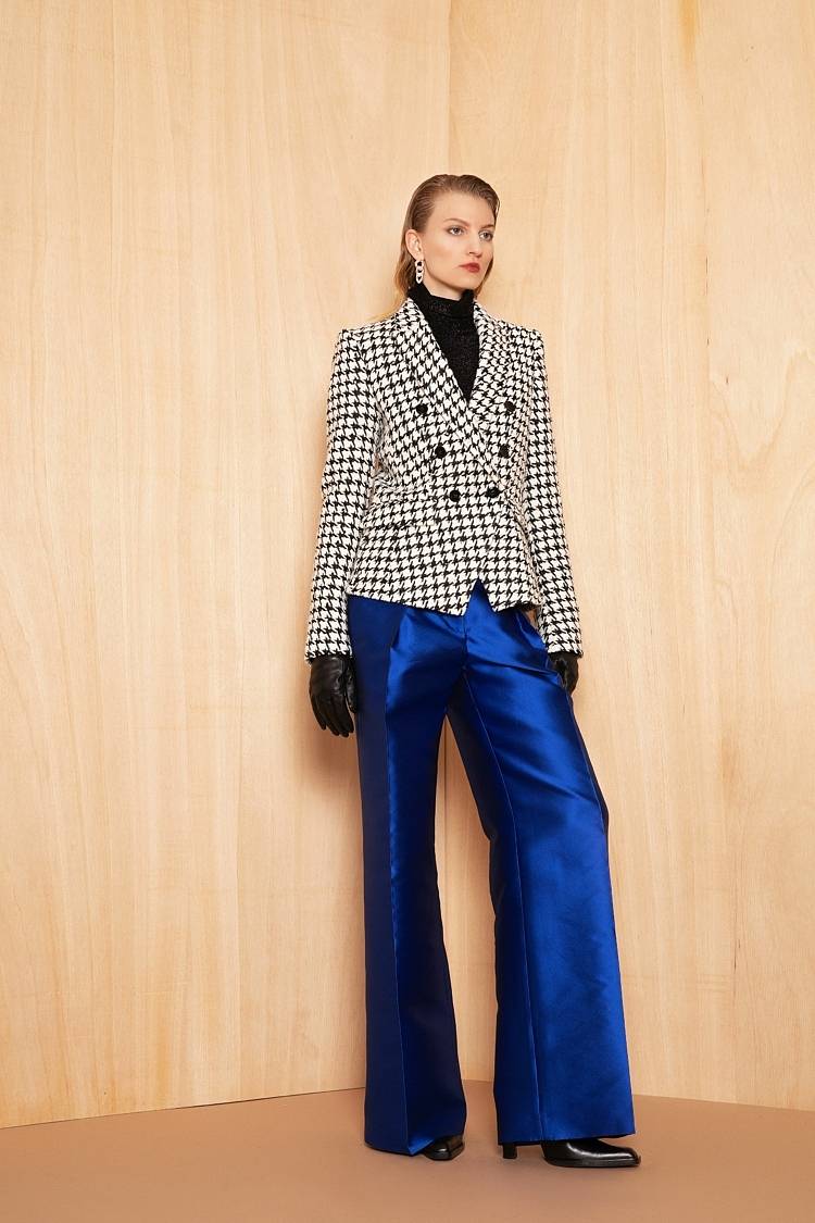 Sly 010 Doppelreihiger Tweedblazer mit Goldknöpfen im Angebot