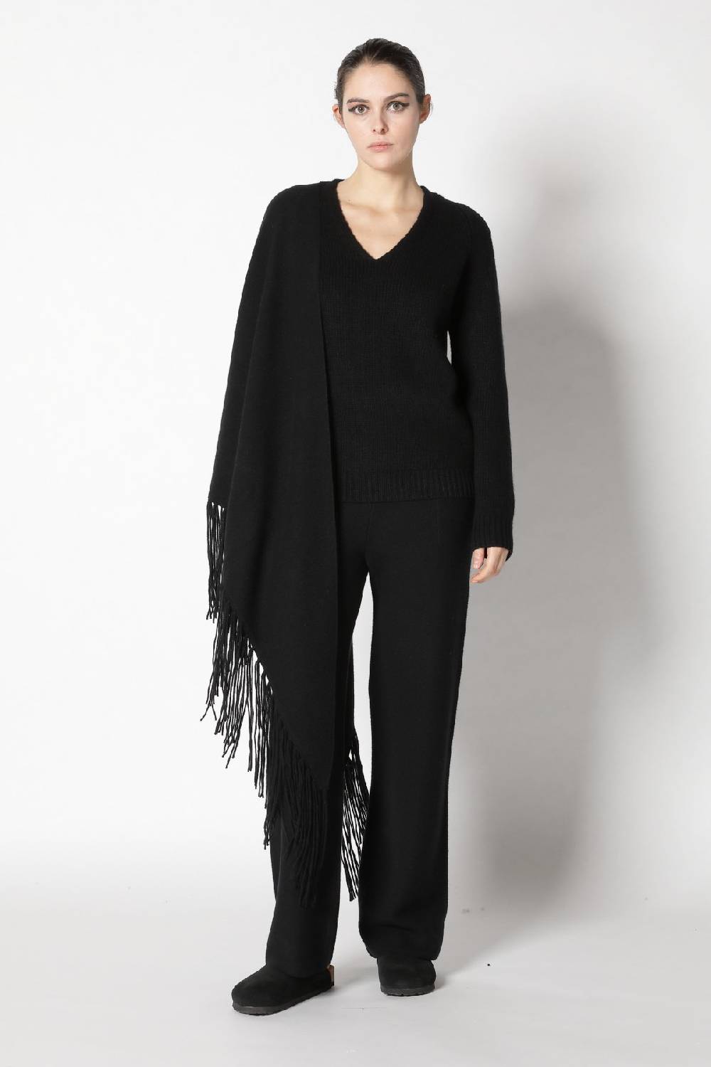 Sminfinity airy V jumper + garter triangle + garter palazzo pants