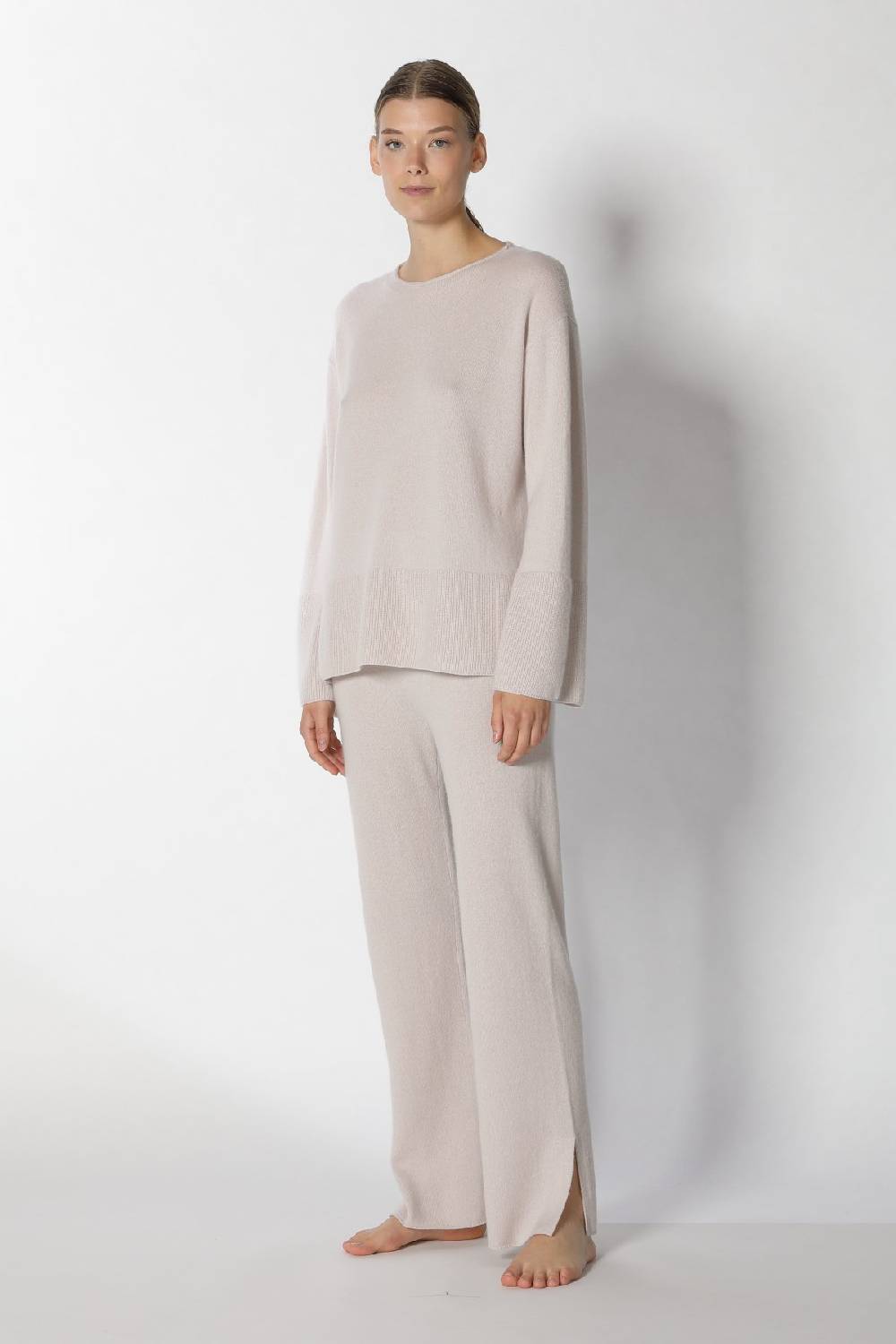 Sminfinity pure A jumper + pure slitted pants