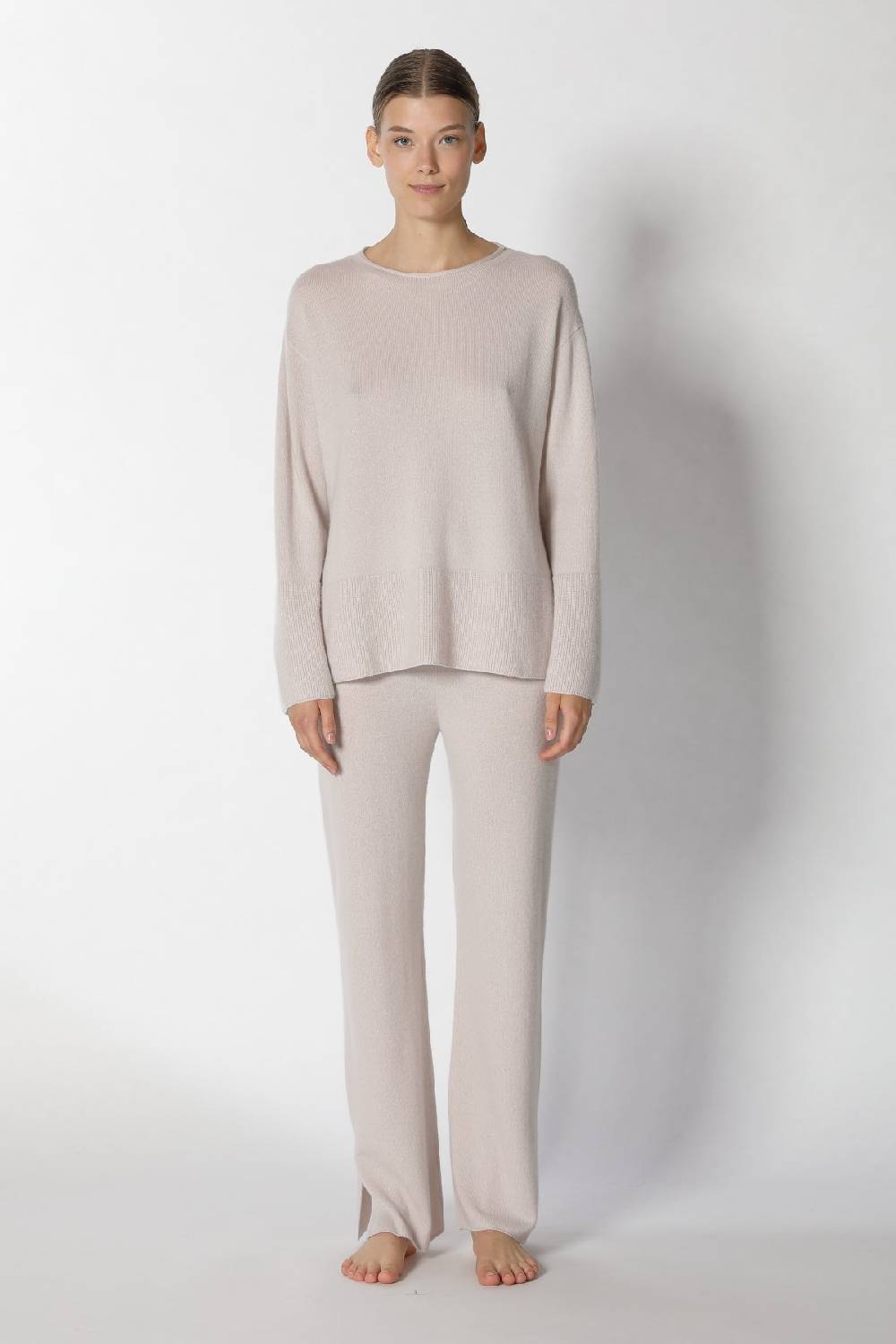 Sminfinity pure A jumper + pure slitted pants Auslauf