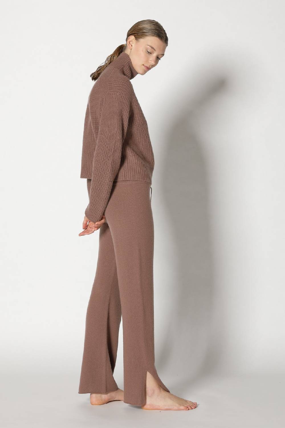 Sminfinity pure icon rib turtle + pure slitted pants Blitzverkäufe