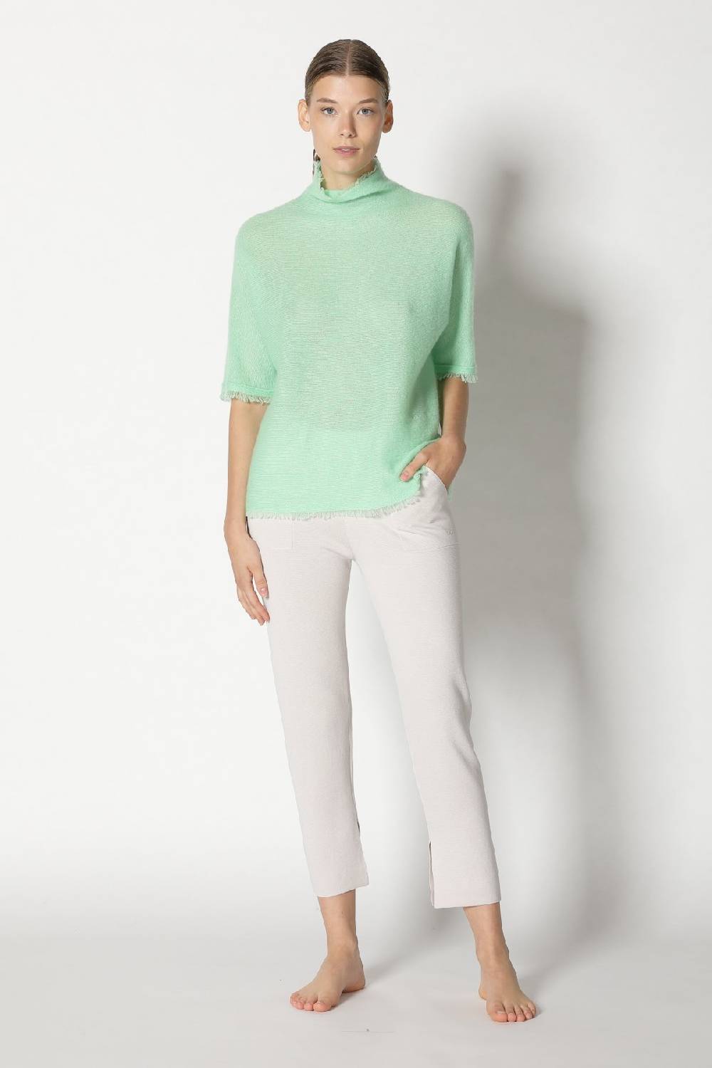 Sminfinity fluffy fringe turtle top + silky cropped pants Verkauf