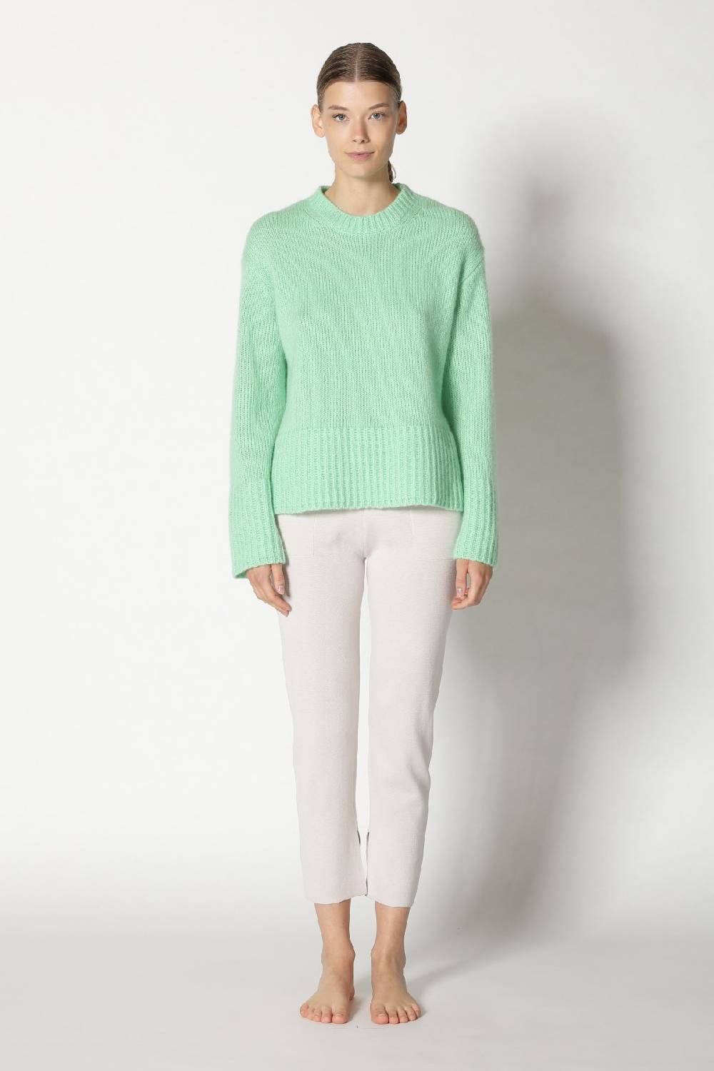 Sminfinity fluffy crew jumper + silky cropped pants Hotsell