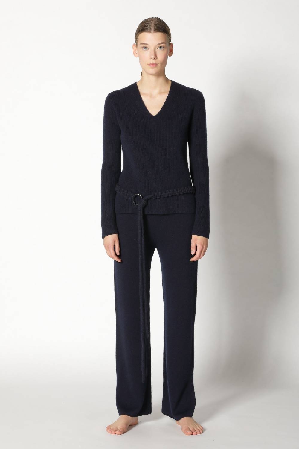Sminfinity pure fitted V neck + pure slitted pants + hang loose ring belt