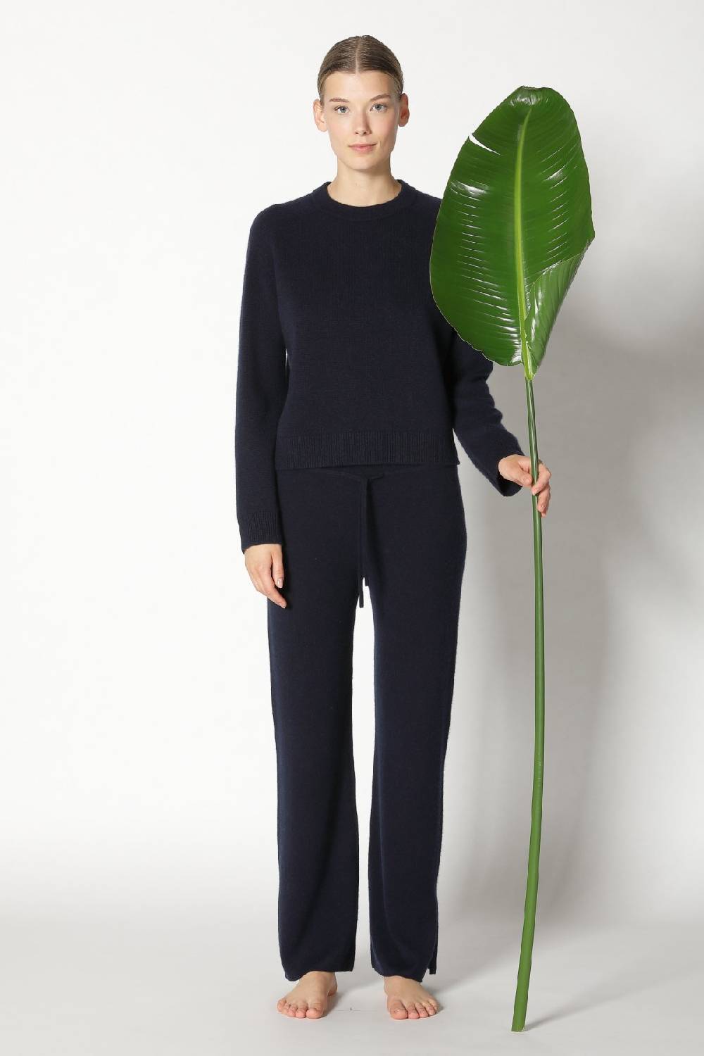 Sminfinity pure 2 ply crew jumper + pure slitted pants