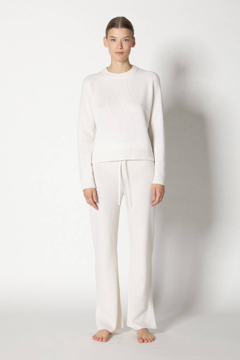 Sminfinity pure 2 ply crew jumper + pure slitted pants Verkauf