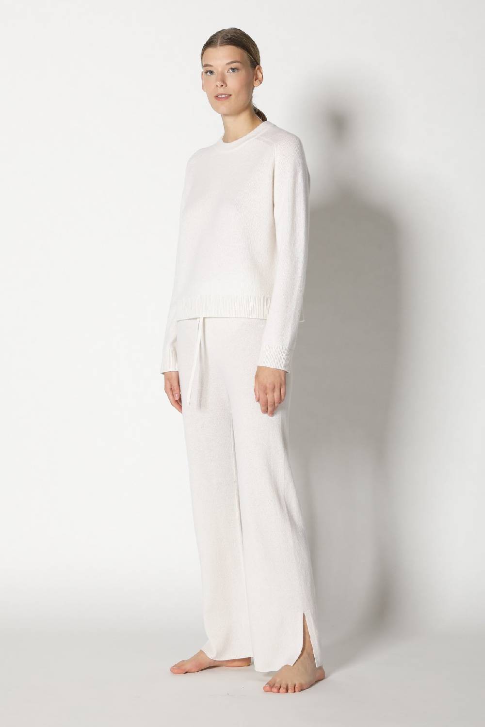 Sminfinity pure 2 ply crew jumper + pure slitted pants Verkauf