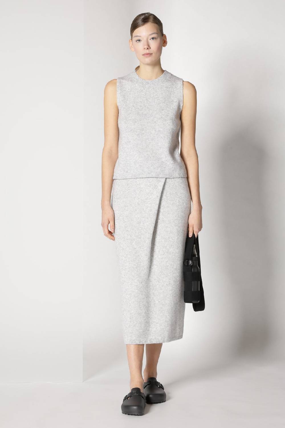 Sminfinity blurry ribbed scarf + blurry crew top + blurry tulip skirt