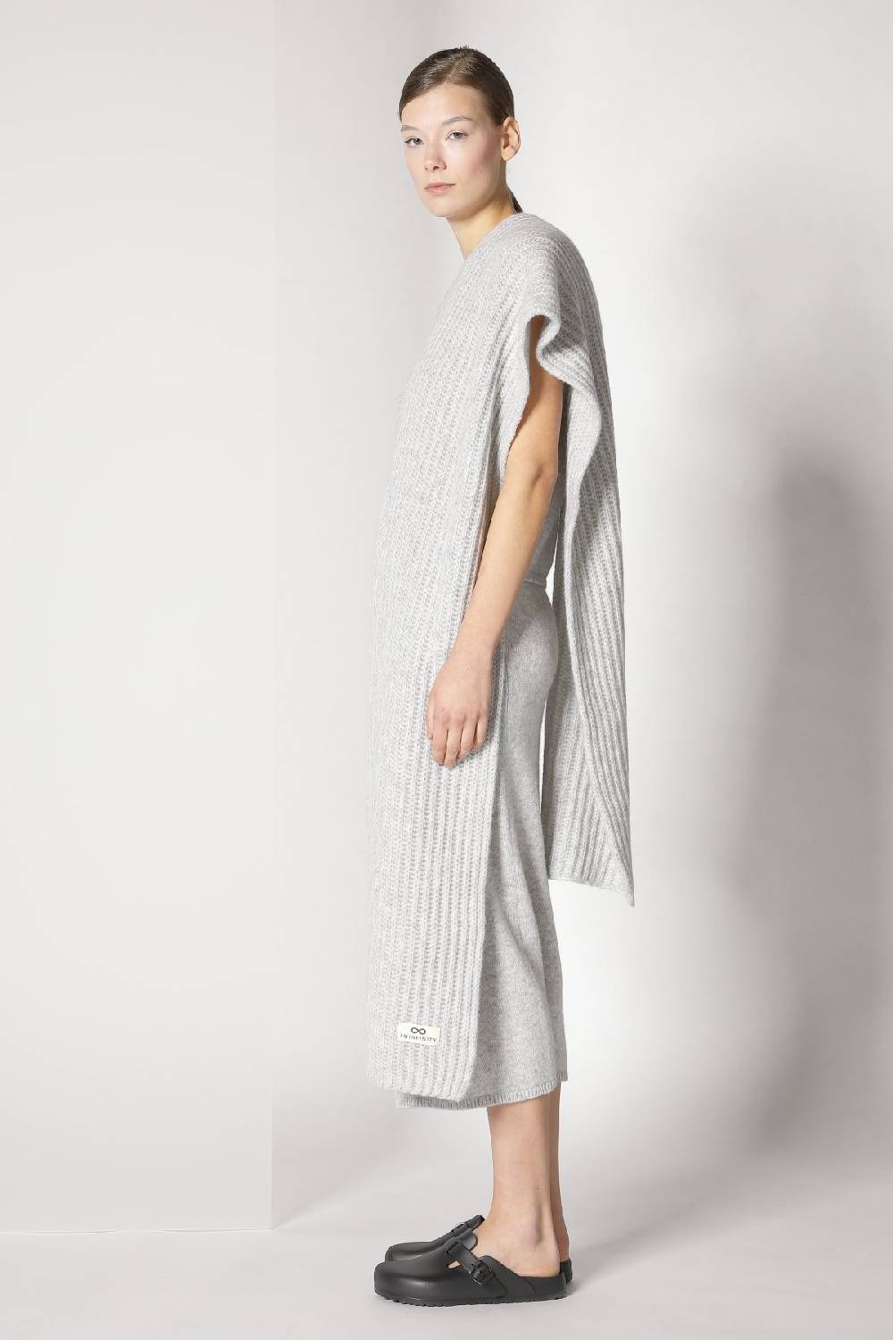 Sminfinity blurry ribbed scarf + blurry crew top + blurry tulip skirt Verkauf