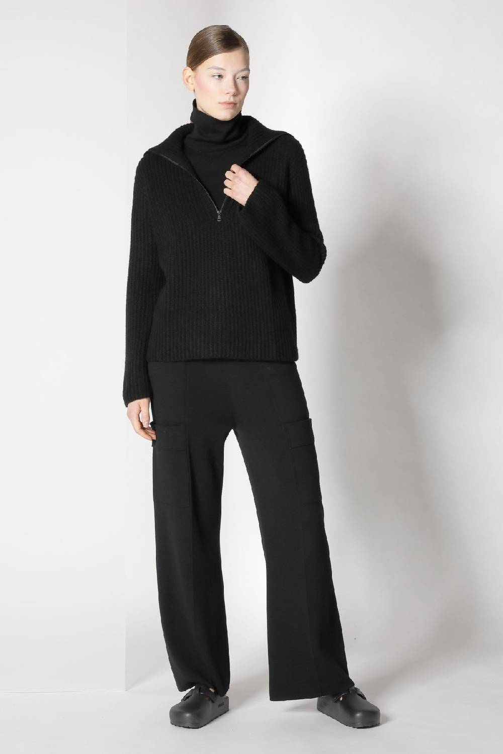 Sminfinity blurry ribbed zip-jumper + fitted turtle top + cargo bellbottom pants Fabrikverkauf